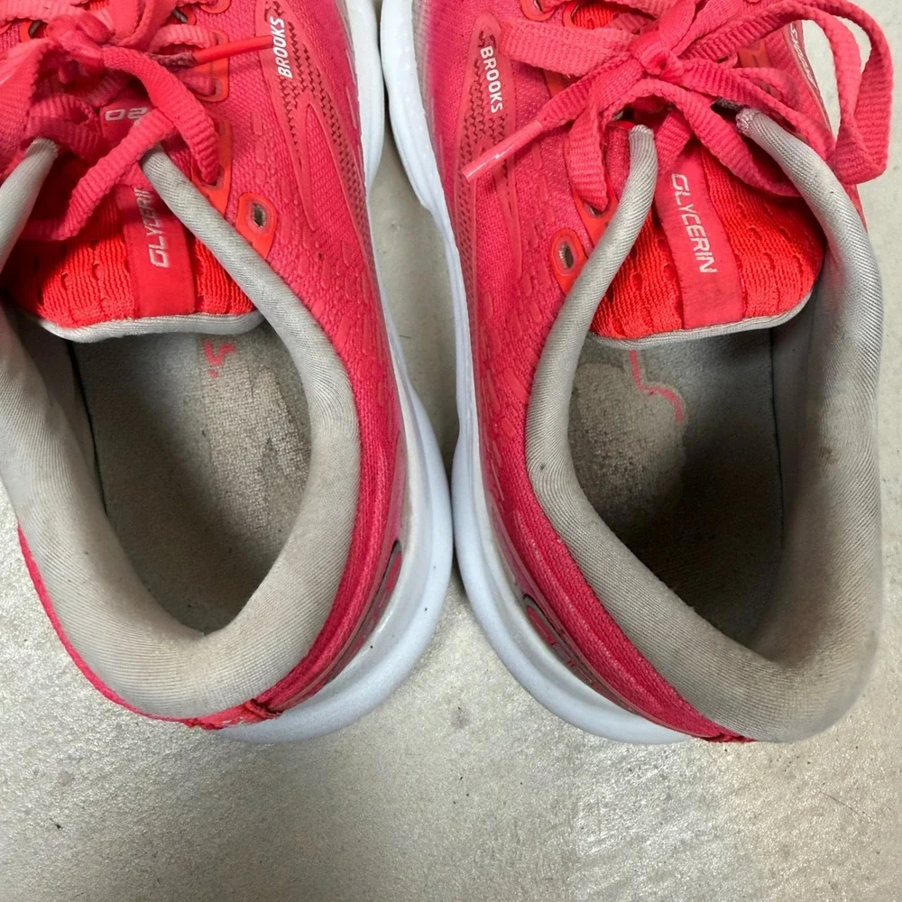 Brooks Glycerin 20 Womens Pink White Running Shoes 1203691B672 Size 10 Medium B